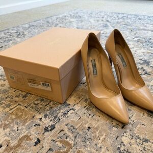 Prada Capretto Basic Leather Pumps 37